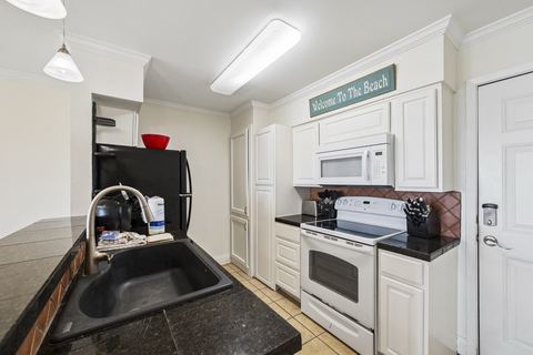 Beachhead 503 gulf view